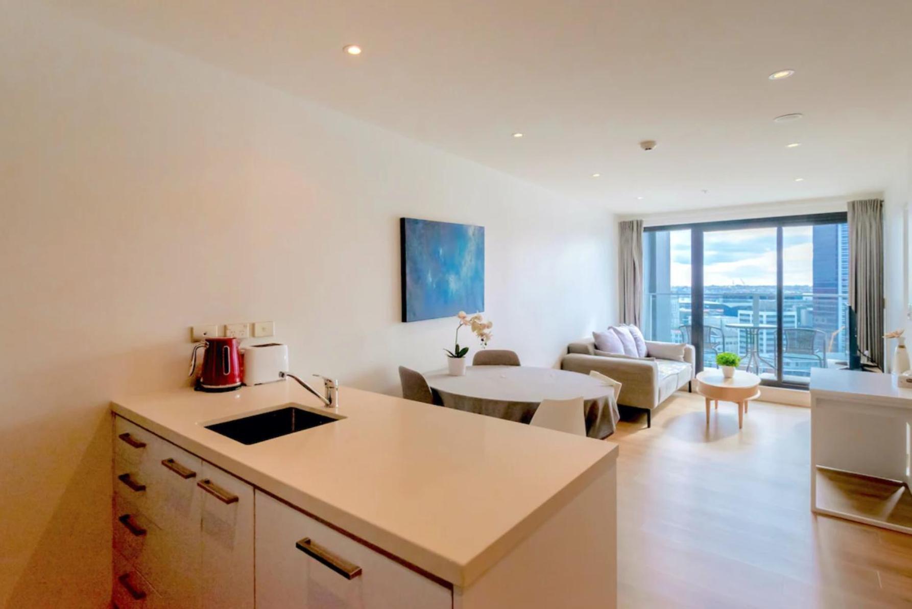 Skytower And City View 2 Bedroom Apartment On High Floor Auckland Luaran gambar