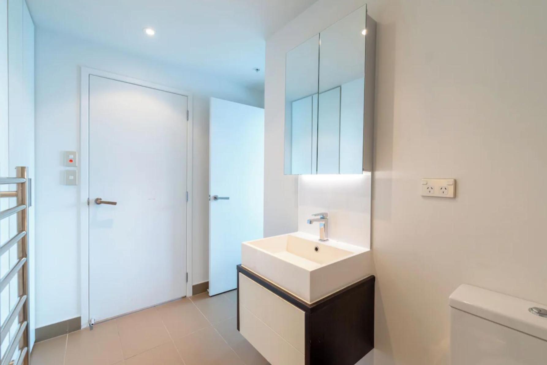 Skytower And City View 2 Bedroom Apartment On High Floor Auckland Luaran gambar
