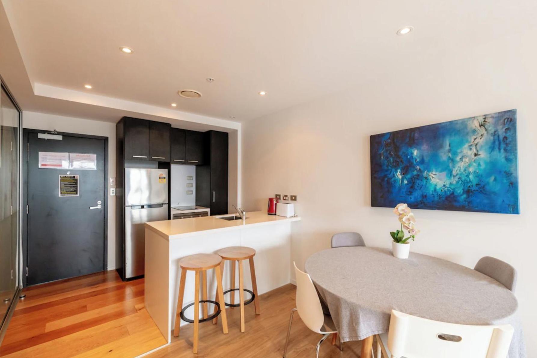 Skytower And City View 2 Bedroom Apartment On High Floor Auckland Luaran gambar