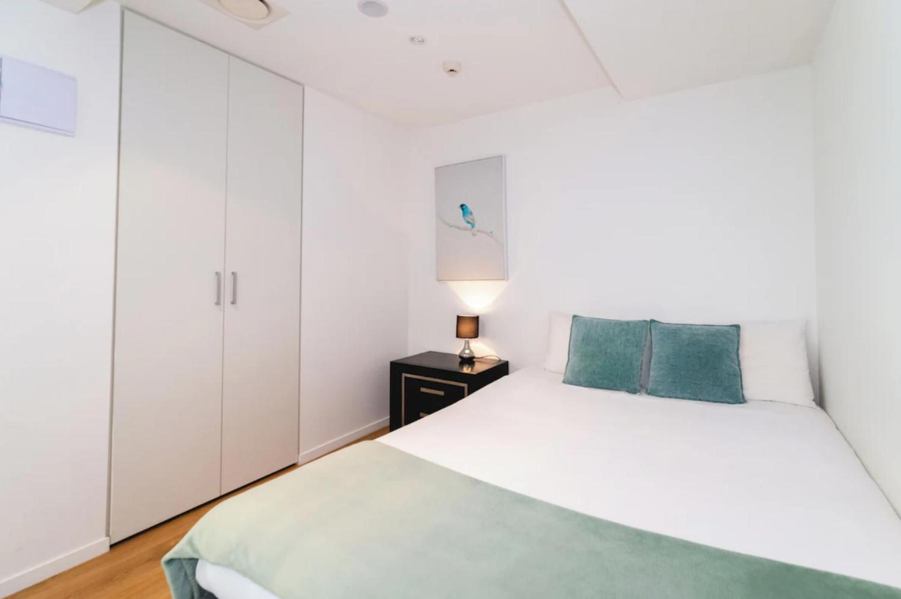 Skytower And City View 2 Bedroom Apartment On High Floor Auckland Luaran gambar